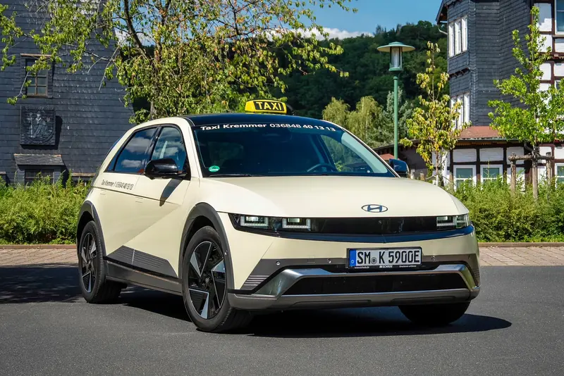 Taxi Kremmer – Hyundai IONIQ 5 von vorne
